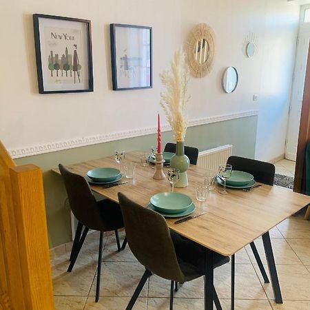 La Roseraie De L Arguenon, Appartement Charmant Centre Ville Jugon-les-Lacs 外观 照片