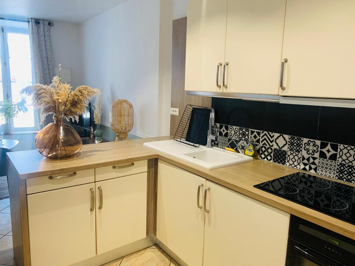 La Roseraie De L Arguenon, Appartement Charmant Centre Ville Jugon-les-Lacs 外观 照片